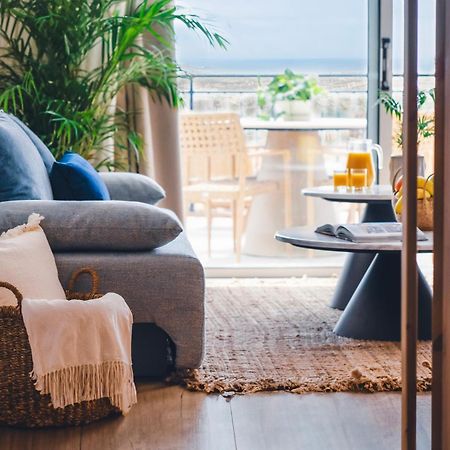 Wellclub - Wellness Family Experience - Seaview Hotel Paphos Bagian luar foto