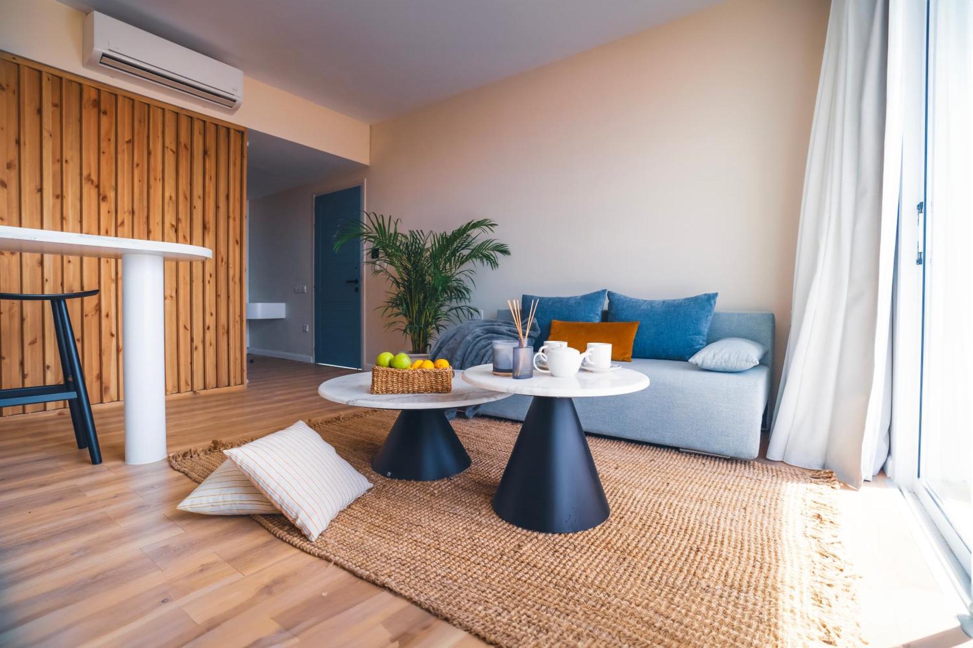 Wellclub - Wellness Family Experience - Seaview Hotel Paphos Bagian luar foto