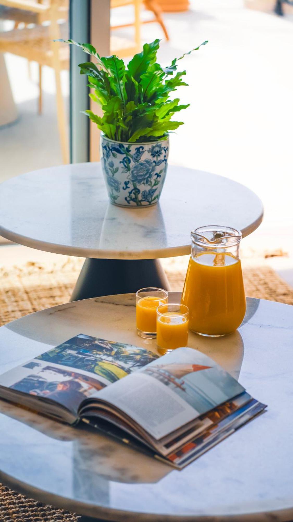 Wellclub - Wellness Family Experience - Seaview Hotel Paphos Bagian luar foto